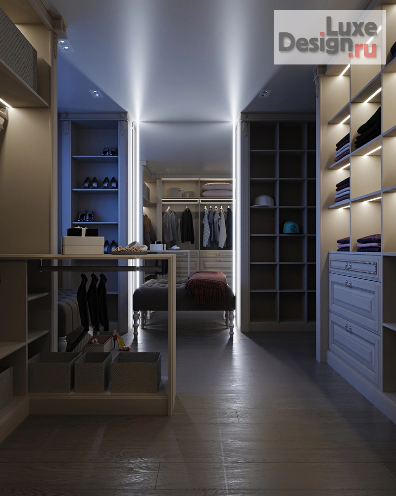 Дизайн интерьера коттеджа "Просторная гардеробная комната с зеркалом" (фото 4)