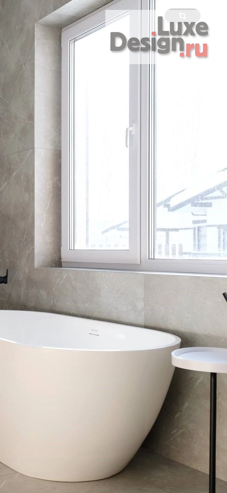 дизайн интерьера санузла "Санузел в частном доме с окном" (фото 4)