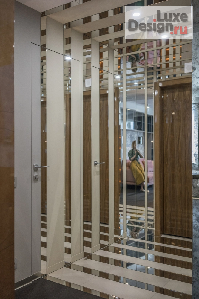 Дизайн интерьера трехкомнатной квартиры "Квартира Кино-Вино" (фото 2)