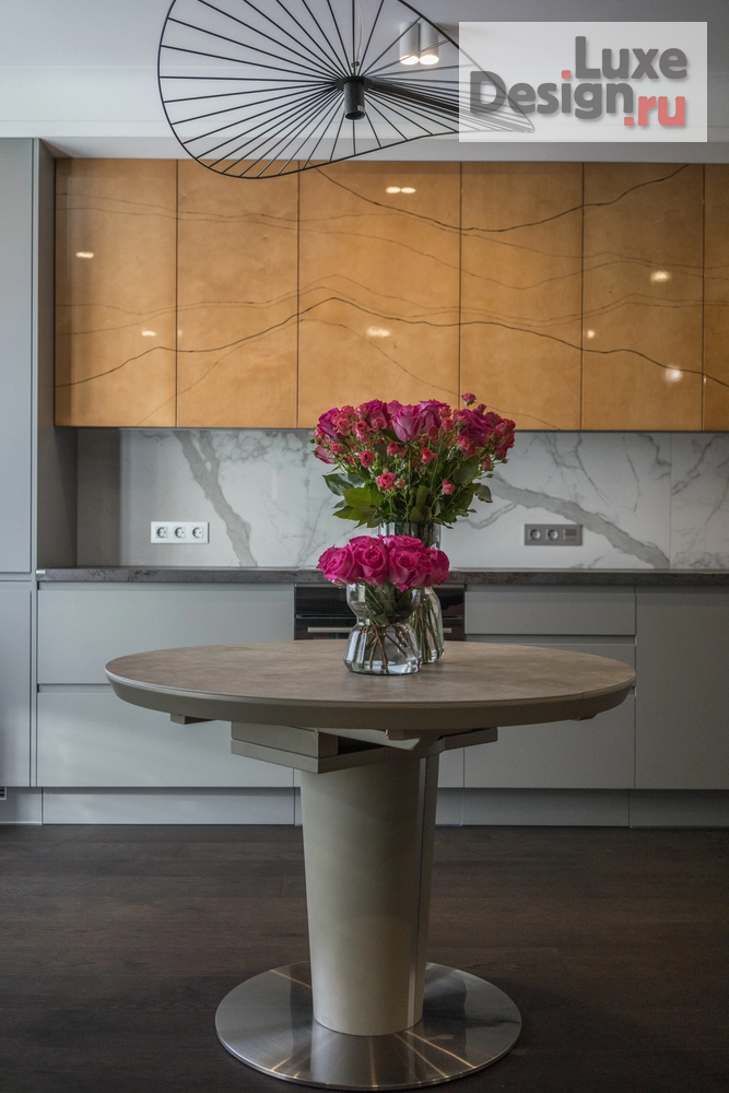 Дизайн интерьера трехкомнатной квартиры "Квартира Кино-Вино" (фото 8)