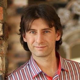 Дизайнер интерьера Стебельский Петр в Челябинске Дизайнер интерьера Стебельский Петр