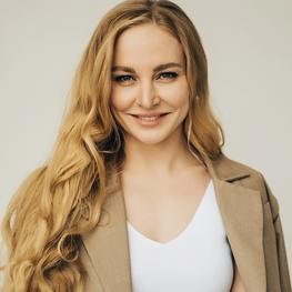 Дизайнер интерьера "Суровцева Валентина/ Интерьерное Бюро"